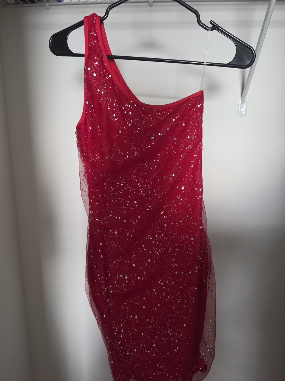 SHEIN Red One-Shoulder Sequin Fitted Dress